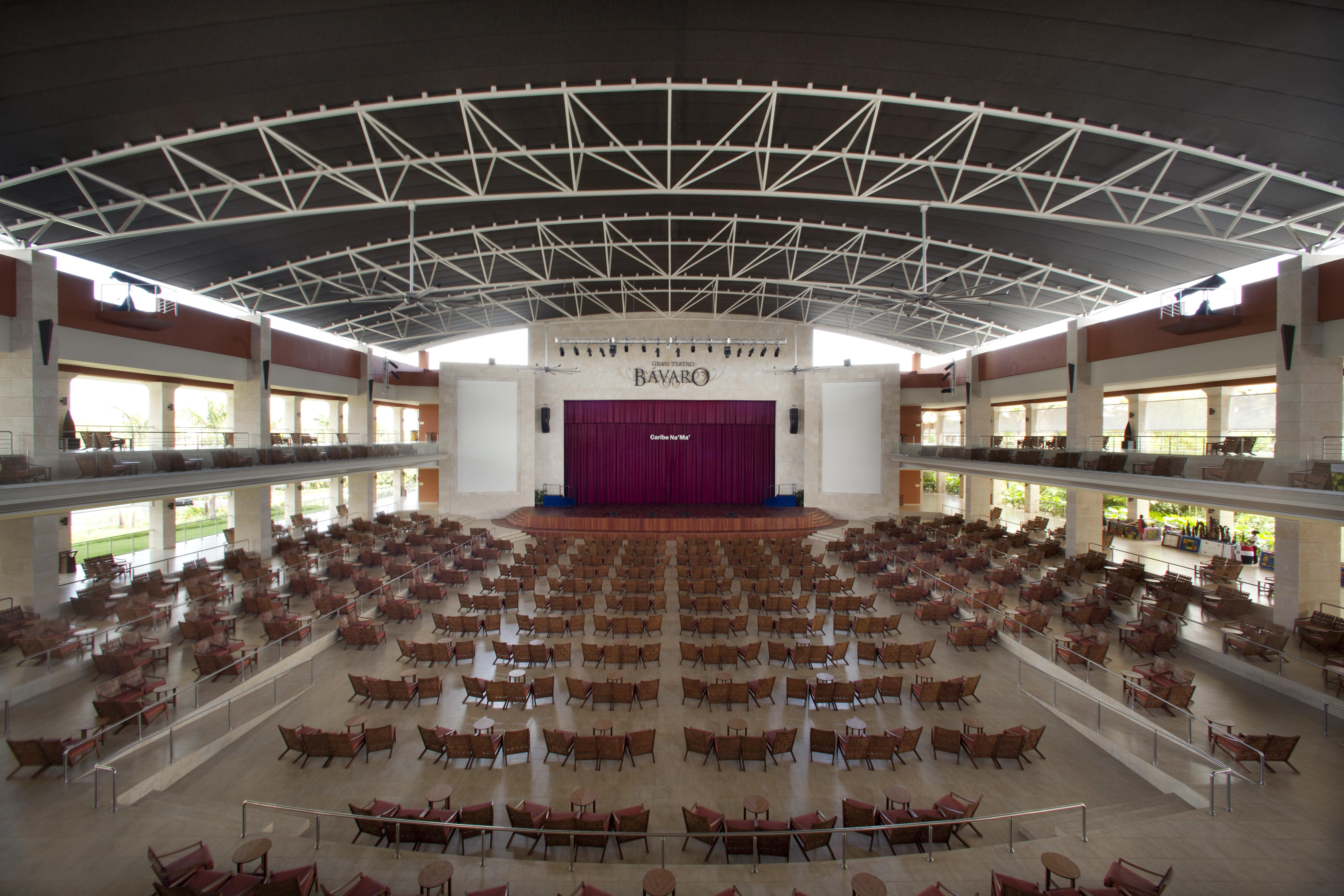 Barcelo Bavaro Palace All Inclusive (Adults Only) Exterior foto The interior of the main auditorium