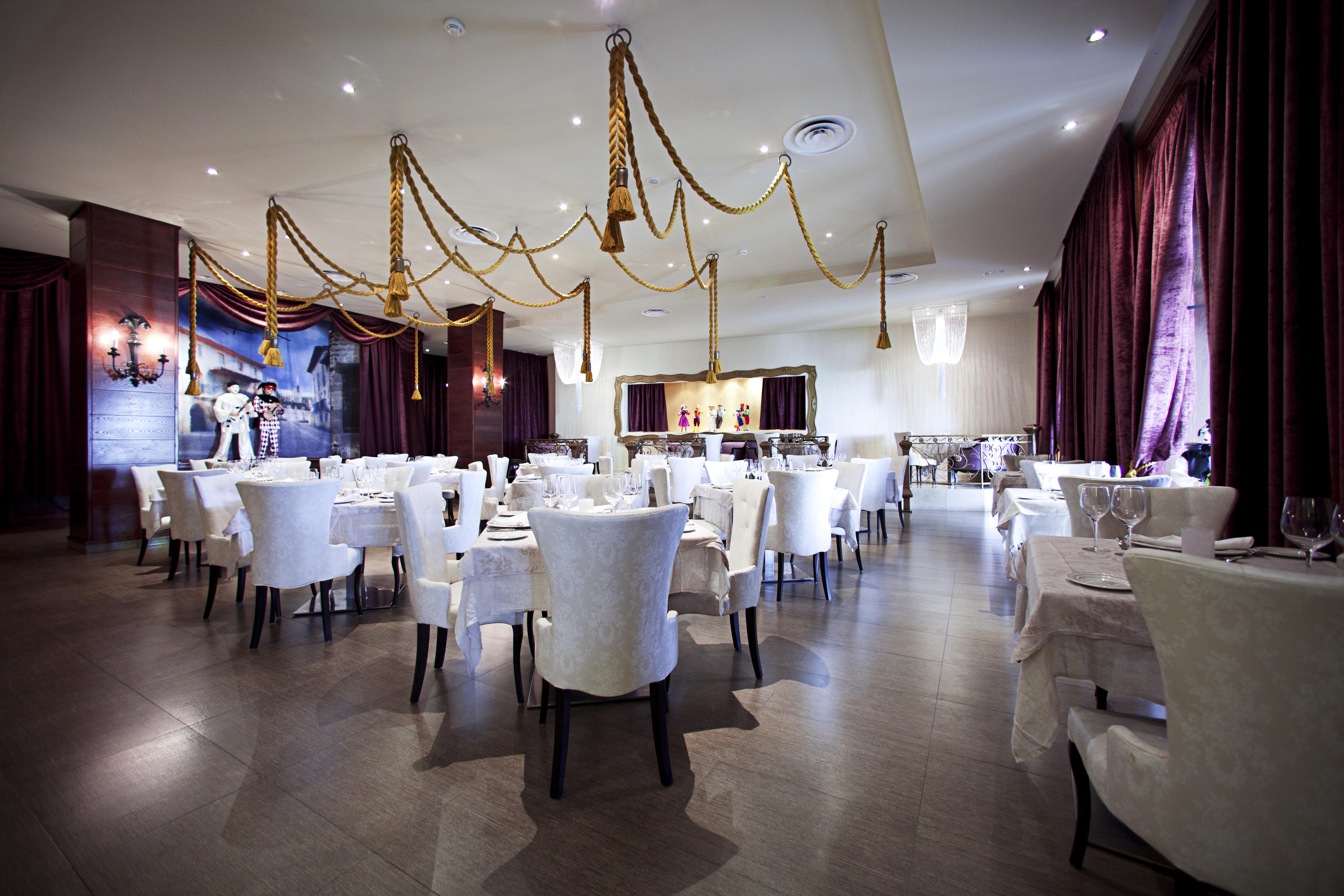 Barcelo Bavaro Palace All Inclusive (Adults Only) Exterior foto The interior of the restaurant